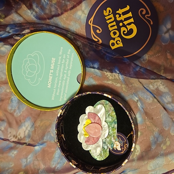 Erstwilder Monet Muse bonus gift - Picture 2 of 3